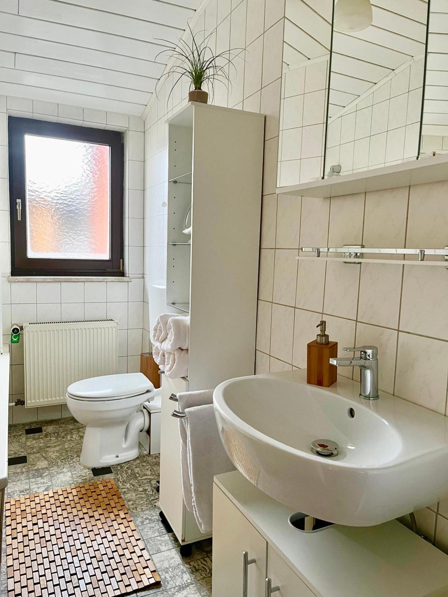 Casa Inn Parkview - Relax & Chill - Perfect For Business Travel, Weekend Trip, Family&Friends, Dogs Lover, Romance, Layover Or Longstay Limburg an der Lahn Exterior foto